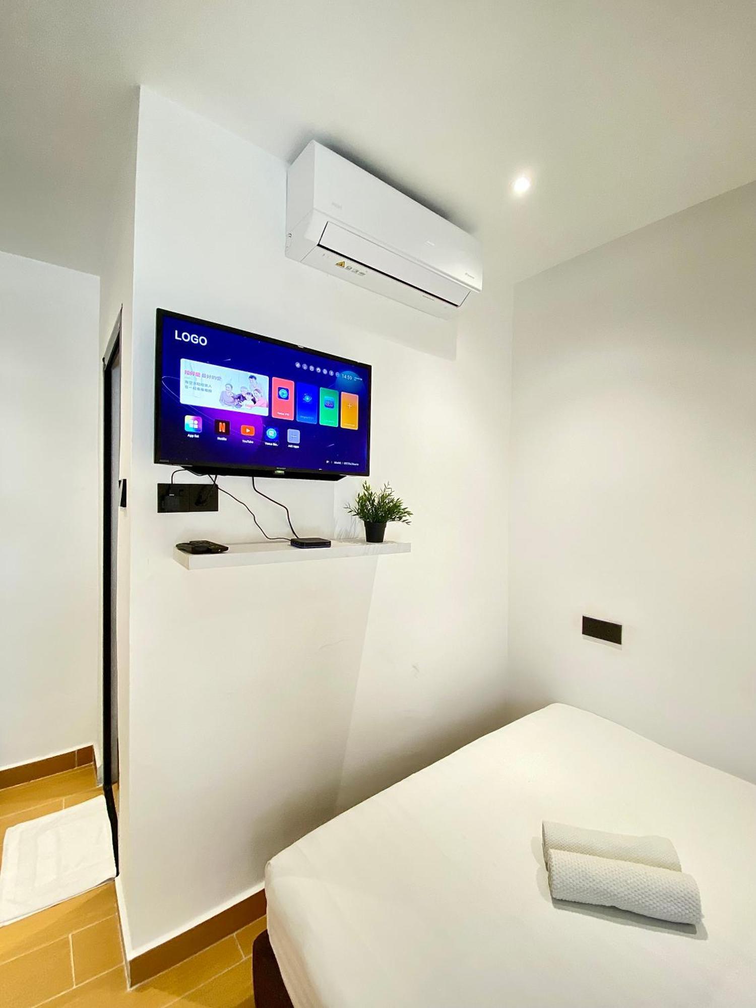 The 6N By Sky Hive Hotel George Town Eksteriør billede