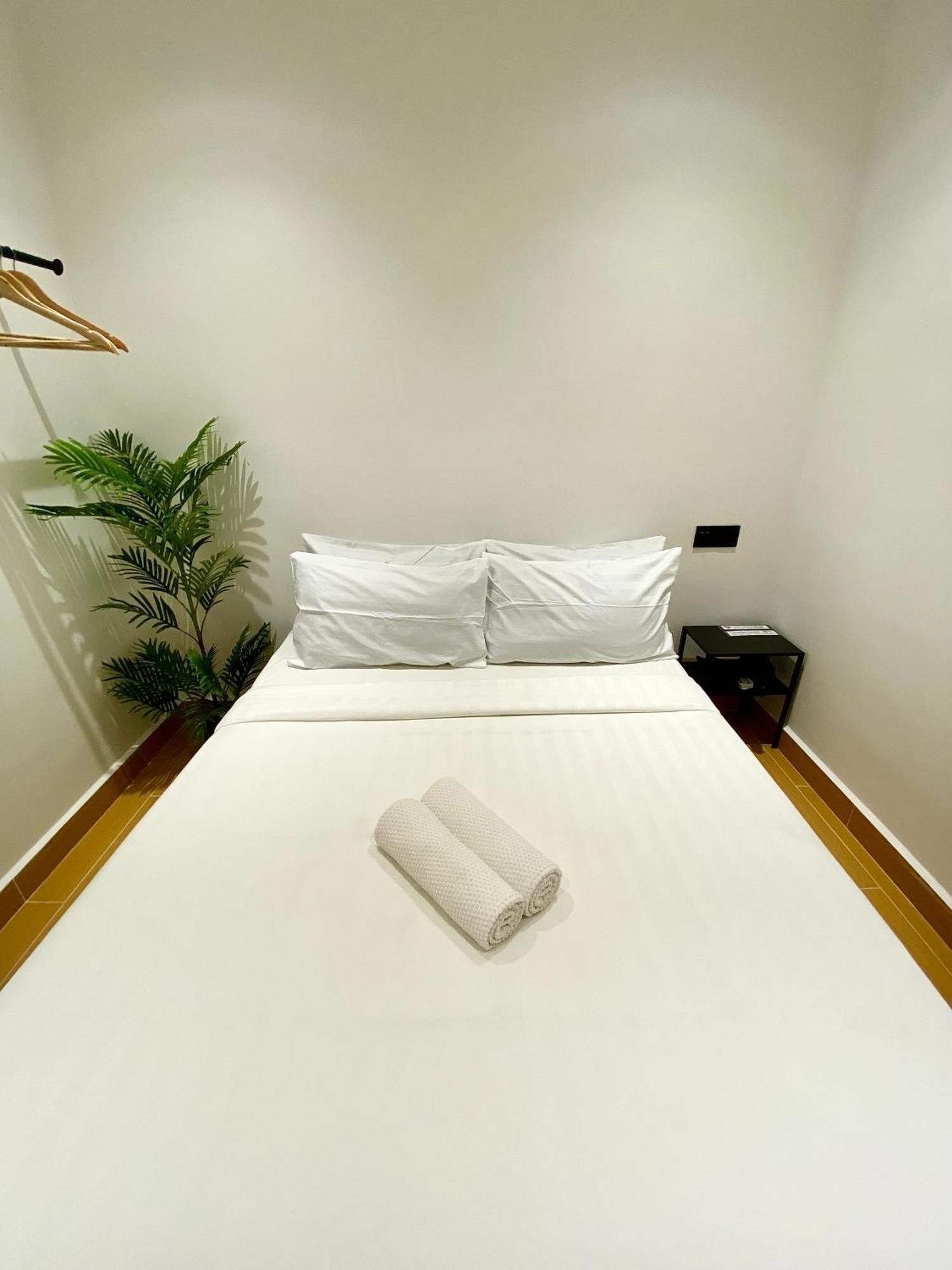 The 6N By Sky Hive Hotel George Town Eksteriør billede
